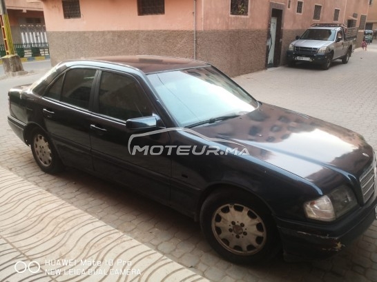 ميرسيديس-بينز كلاسي سي 250 مستعملة 1440281