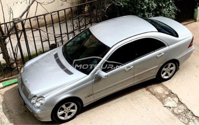 ميرسيديس-بينز كلاسي سي C220 cdi w203 مستعملة 1704601
