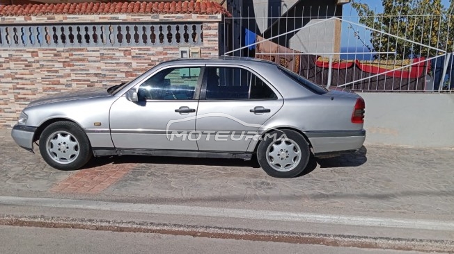 ميرسيديس-بينز كلاسي سي C 250 turbo diesel مستعملة 1794872