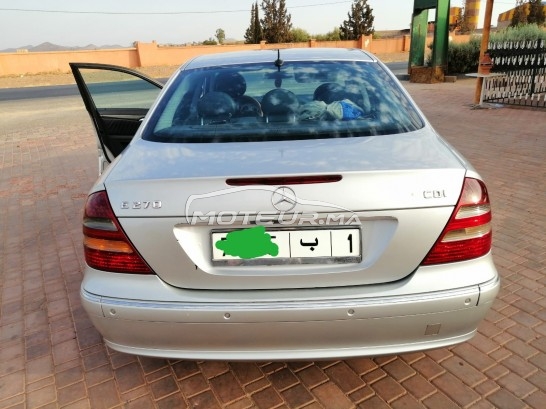 ميرسيديس-بينز كلاسي ي 270 مستعملة 1226092