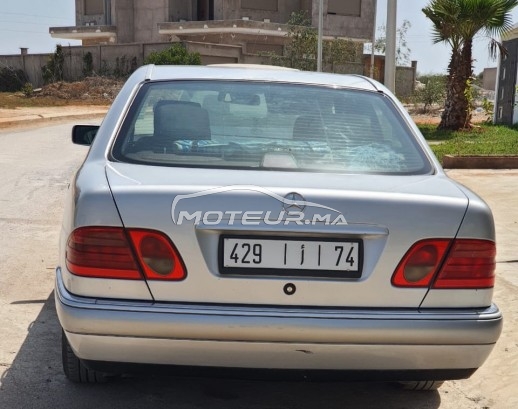 ميرسيديس-بينز كلاسي ي مستعملة 1679760