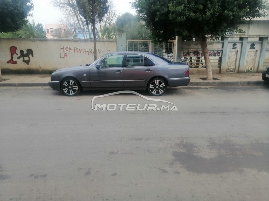 ميرسيديس-بينز كلاسي ي E220 مستعملة 1318616