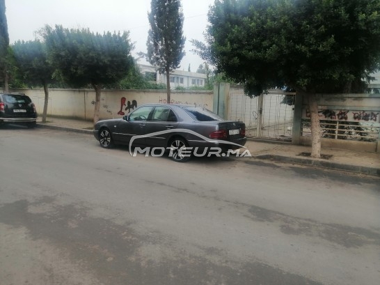 ميرسيديس-بينز كلاسي ي E220 مستعملة 1318615