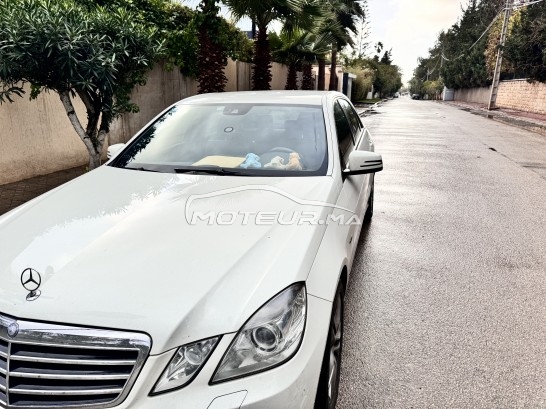 ميرسيديس-بينز كلاسي ي E 300 v6 مستعملة 1888085