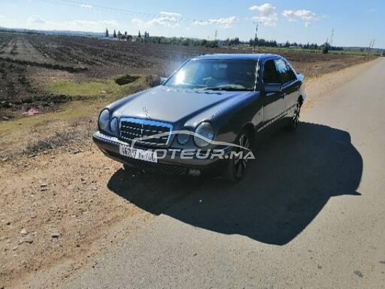 ميرسيديس-بينز كلاسي ي E220 مستعملة 1318629