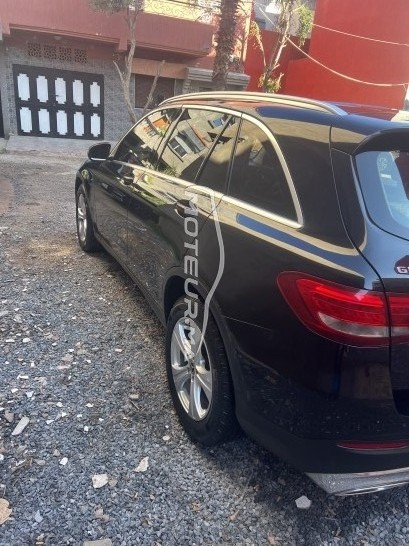 ميرسيديس-بينز كلاسي جلس 220 4matic مستعملة 1888113