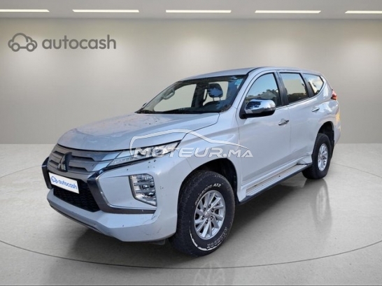 MITSUBISHI Pajero مستعملة