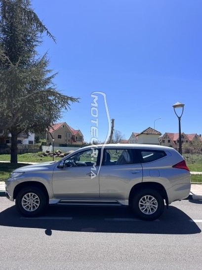 ميتسوبيتشي باجيرو مستعملة 2214973