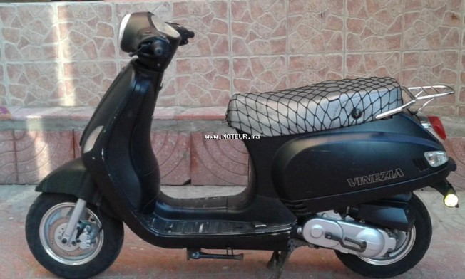 فيسبا اوتري Vinezia grand moto مستعملة 235519
