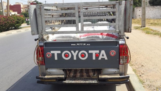 TOYOTA Hilux occasion 33023