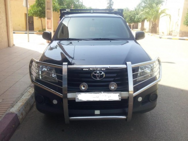 TOYOTA Hilux occasion 84953