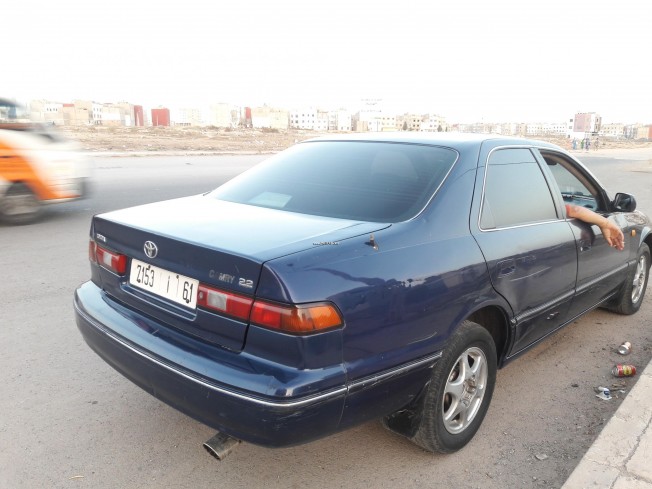 TOYOTA Camry occasion 205323