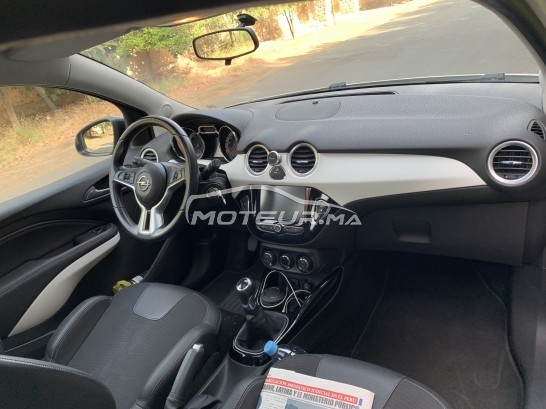 أوبل ادام مستعملة 2428023