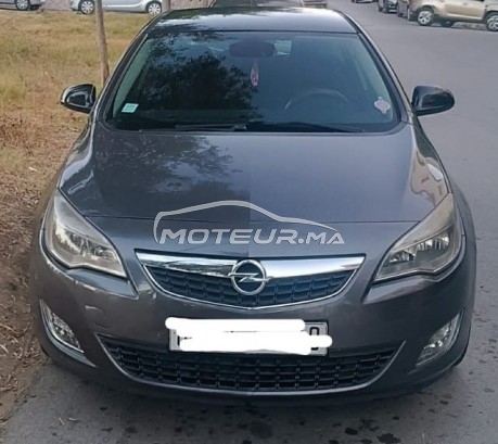 أوبل استرا J cosmos مستعملة 1696428