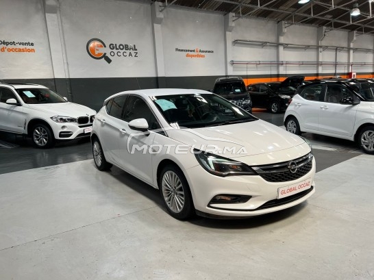 Voiture Opel Astra 2017 à casablanca  Diesel  - 6 chevaux