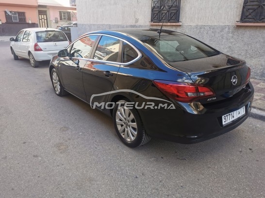 أوبل استرا Berline مستعملة 1703659