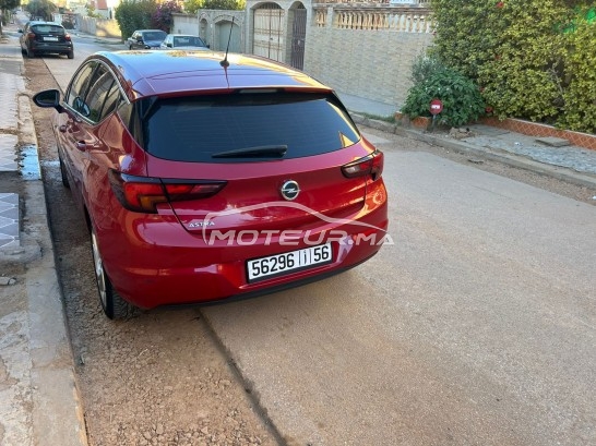 أوبل استرا Gs line مستعملة 2001005