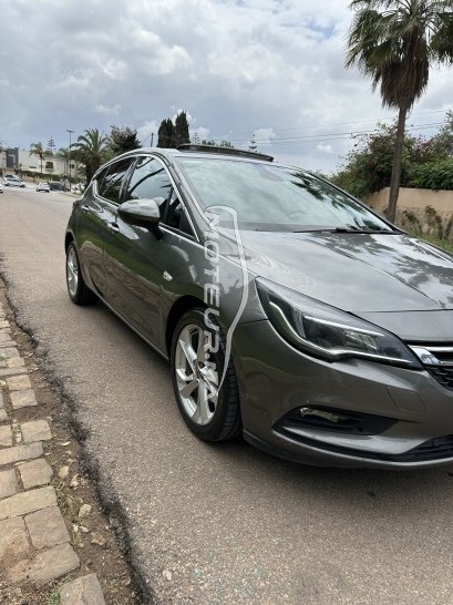 OPEL Astra 1,6 occasion 2221875