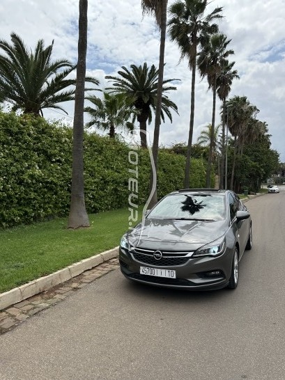 OPEL Astra 1,6 occasion 2221872