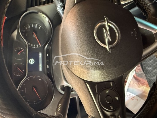 أوبل كروسلاند Très bonne etat مستعملة 2867890