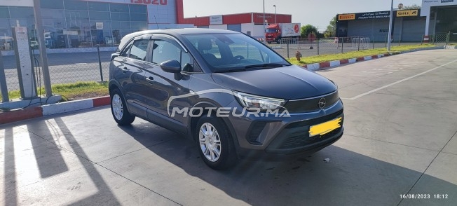 OPEL Crossland 1,6 occasion 1678200