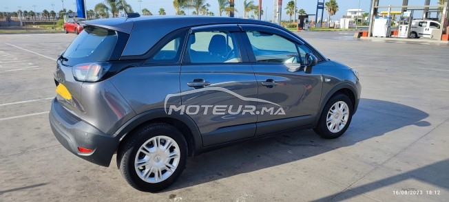 OPEL Crossland 1,6 occasion 1678199