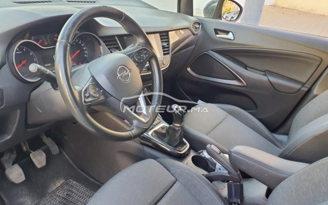 أوبل كروسلاند مستعملة 2981307