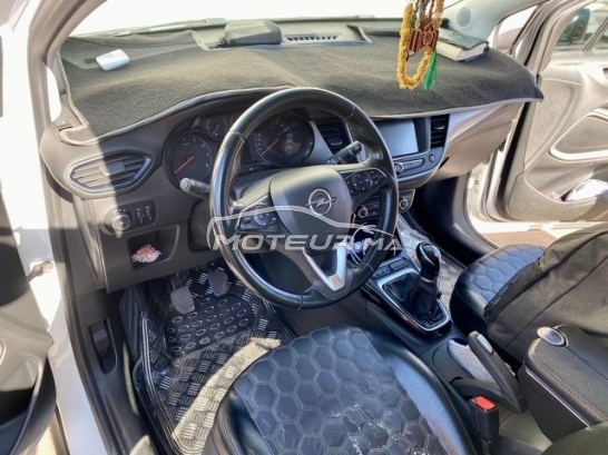 أوبل كروسلاند مستعملة 2979845