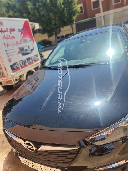 أوبل ينسيجنيا Turbo d 2.0 at مستعملة 1615074