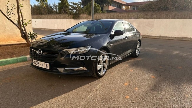 أوبل ينسيجنيا مستعملة 2743692