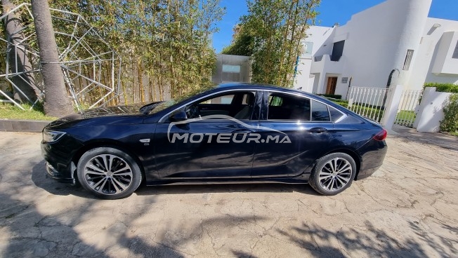 أوبل ينسيجنيا مستعملة 1613846