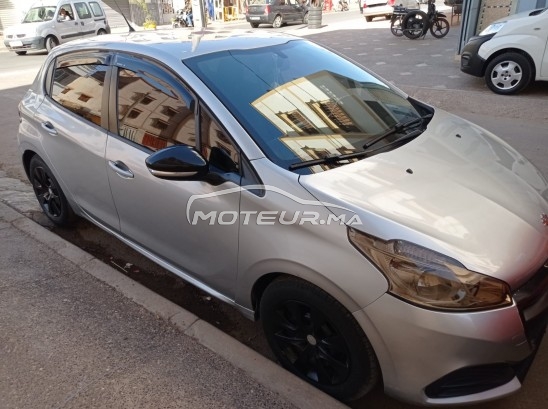 بيجو 208 مستعملة 1420599