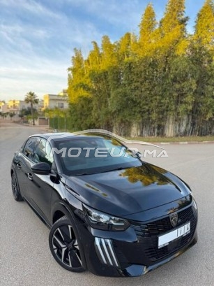 PEUGEOT 208 مستعملة
