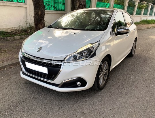 PEUGEOT 208 White edition occasion 748895