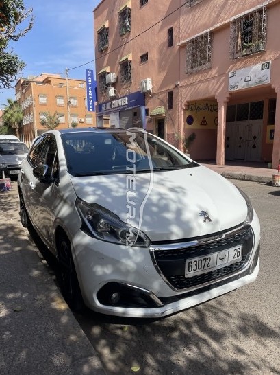 PEUGEOT 208 White édition occasion 1791811