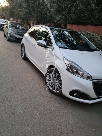PEUGEOT 208 occasion 1567765