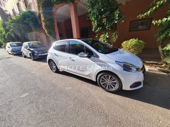 PEUGEOT 208 occasion 1567770