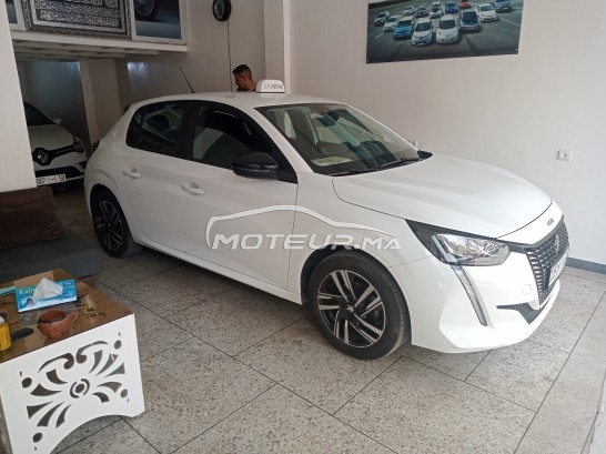PEUGEOT 208 occasion 2397570