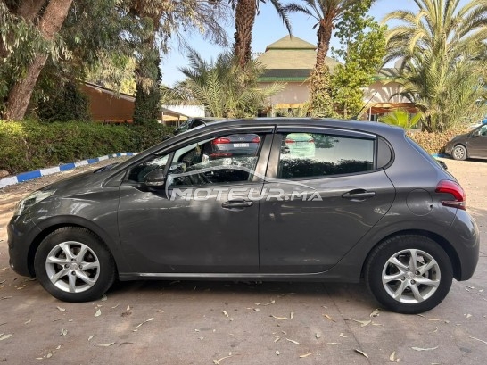 بيجو 208 مستعملة 1679494