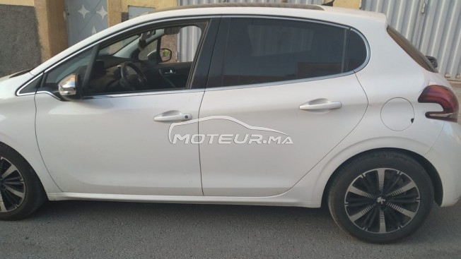 بيجو 208 1.6 مستعملة 1615385