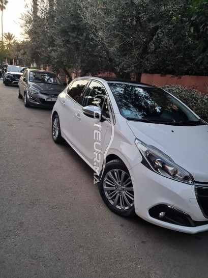 PEUGEOT 208 occasion 1567769