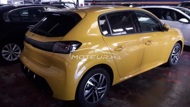 بيجو 208 مستعملة 1021389