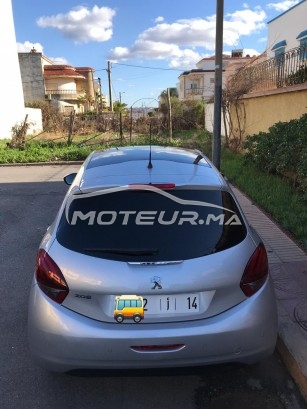 PEUGEOT 208 occasion 1095736