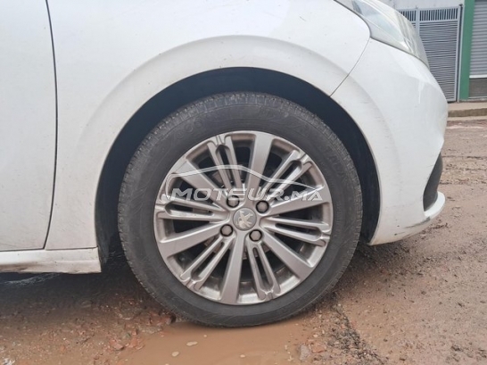 PEUGEOT 208 occasion 3273765