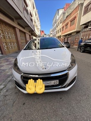 PEUGEOT 208 مستعملة