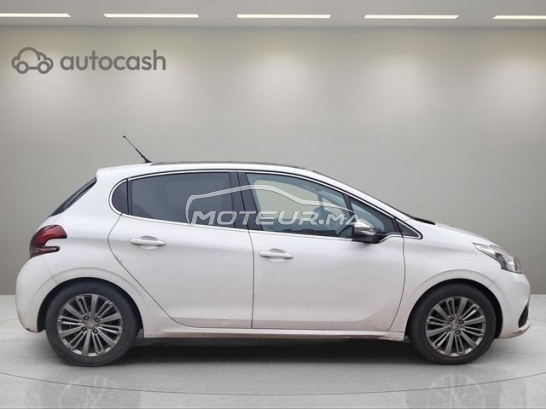 PEUGEOT 208 occasion 3273758