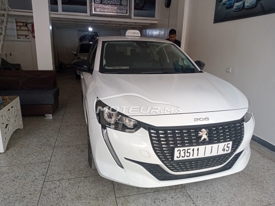 PEUGEOT 208 occasion 2396703