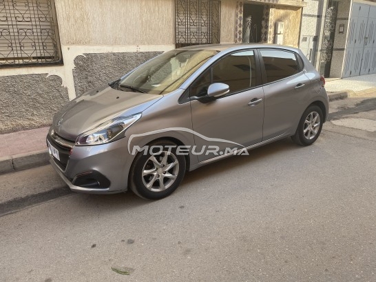 PEUGEOT 208 1.6 hdi occasion 1252533