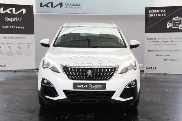 KIA - PEUGEOT 3008