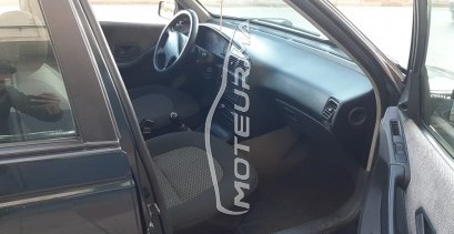 بيجو 405 مستعملة 1298488